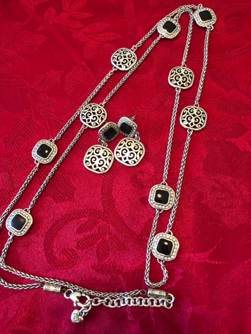 Stunning Brighton Necklace and Earrings